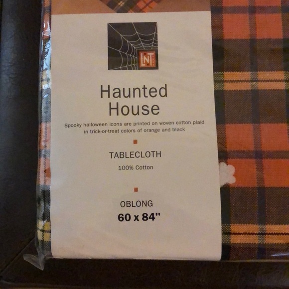 Haunted House table decor - Picture 2 of 6